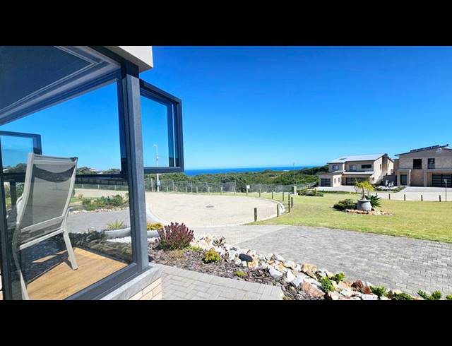 3 BEDROOM HOUSE FOR SALE IN DANA BAY